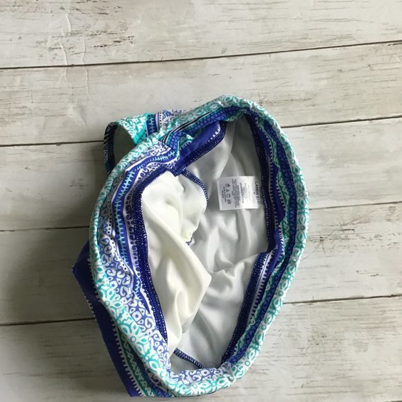 Lands' End Tummy Flattering Swimsuit Bottom . Size 4. - Picture 6 of 8